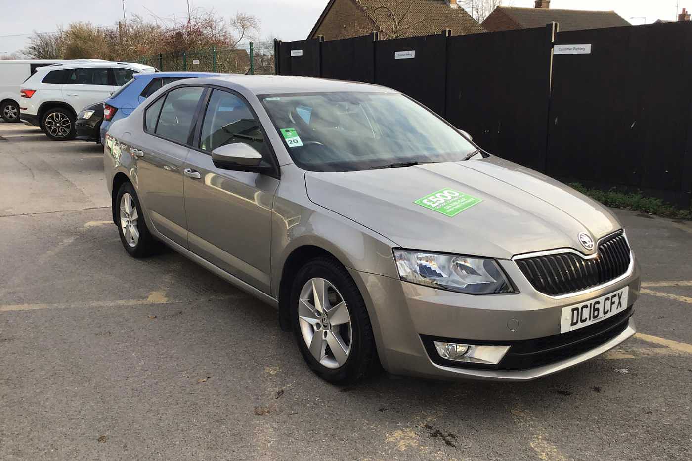 2016 Beige Skoda Octavia Hatchback 5-Dr 1.4 TSI SE Sport, Petrol, Manual